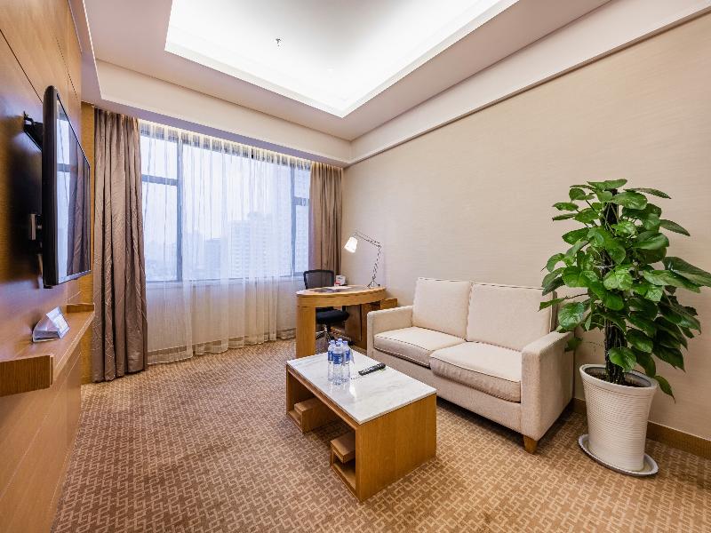 Holiday Inn Xi an Big Goose Pagoda image