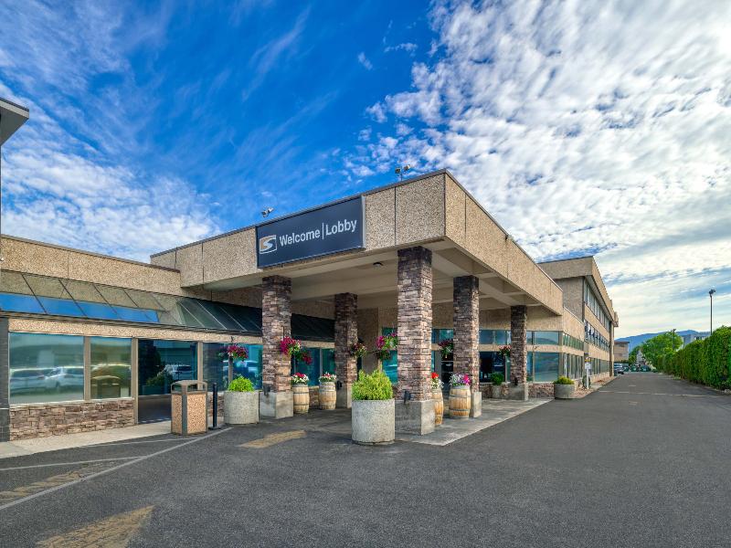 Sandman Hotel Penticton image