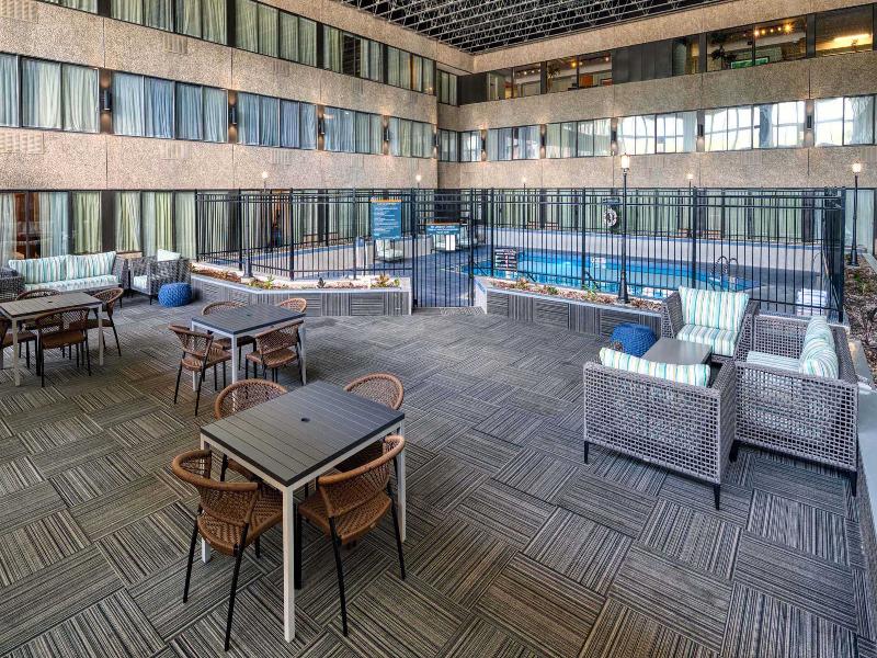 Sandman Hotel Penticton image