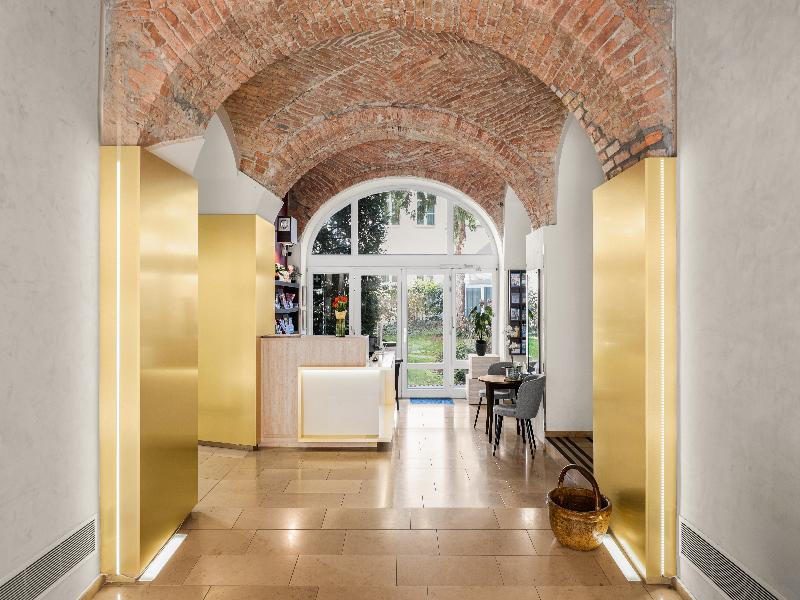 Buda Castle Hotel image
