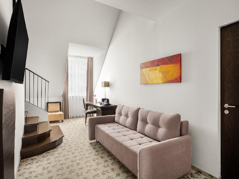 Buda Castle Hotel image