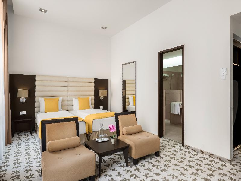 Buda Castle Hotel image