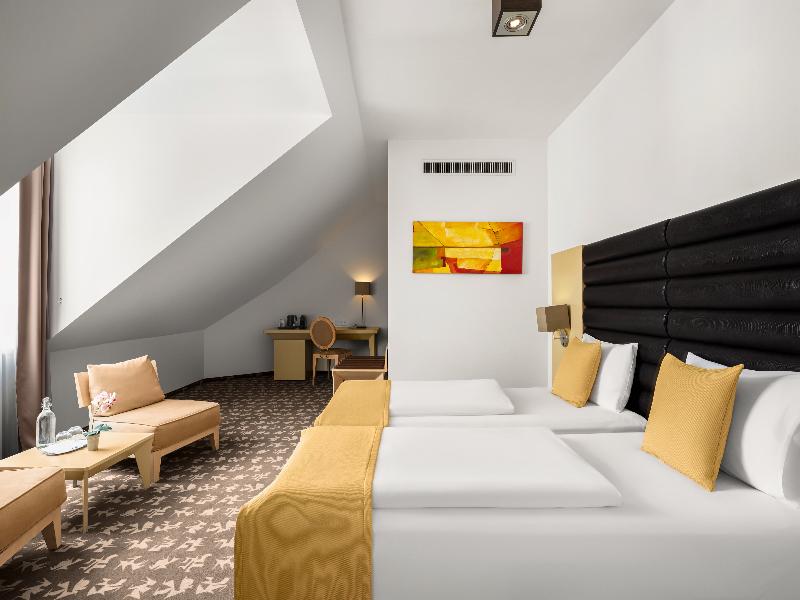 Buda Castle Hotel image