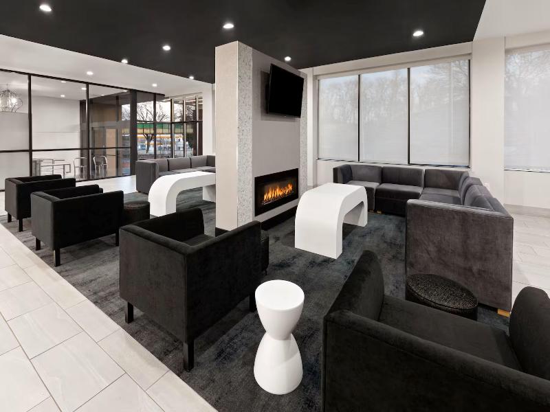 Holiday Inn Exprss & Sts Washington DC Noma by IHG image