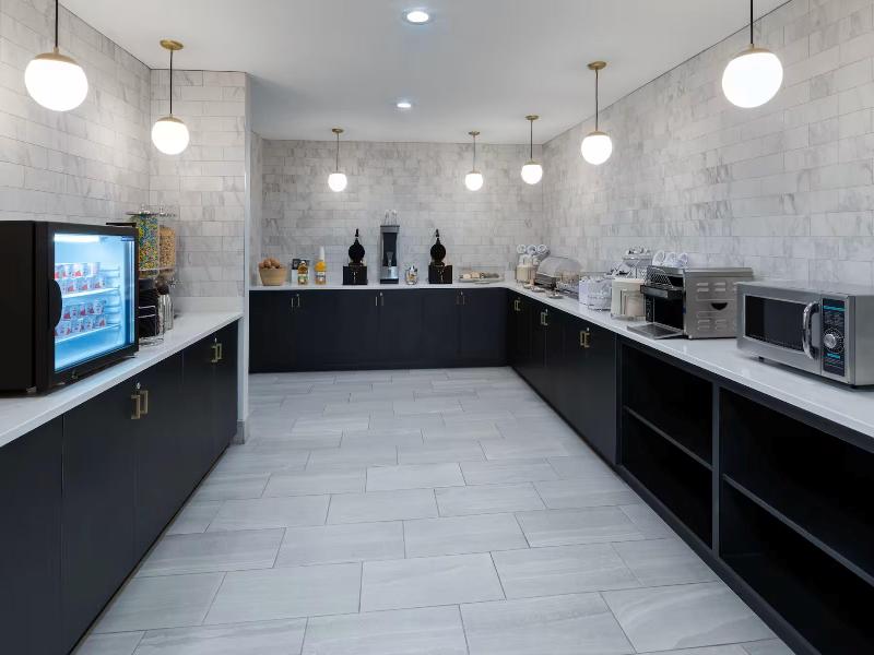 Holiday Inn Exprss & Sts Washington DC Noma by IHG image