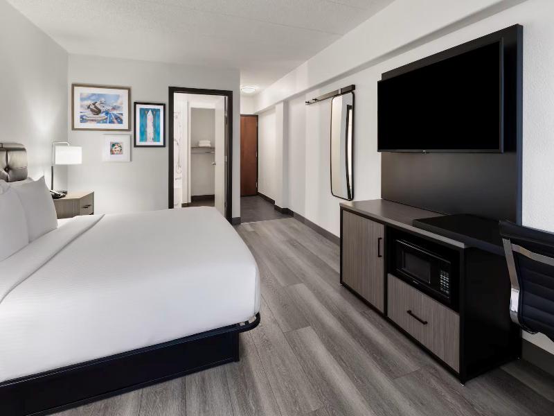 Holiday Inn Exprss & Sts Washington DC Noma by IHG image
