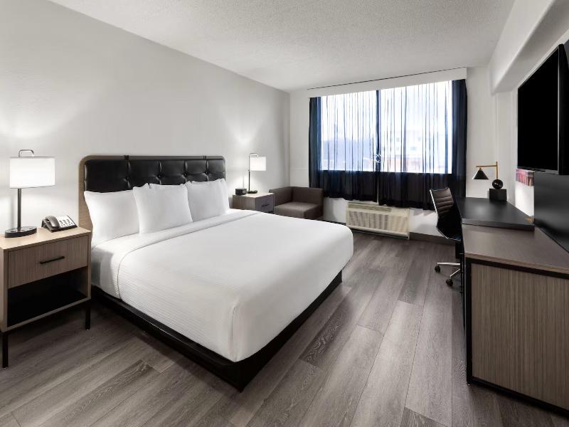 Holiday Inn Exprss & Sts Washington DC Noma by IHG image