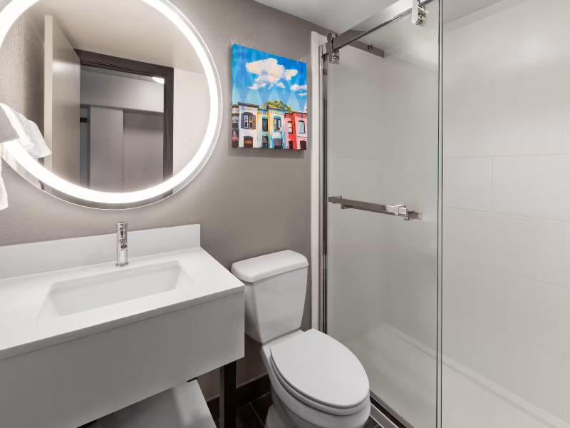 Holiday Inn Exprss & Sts Washington DC Noma by IHG image