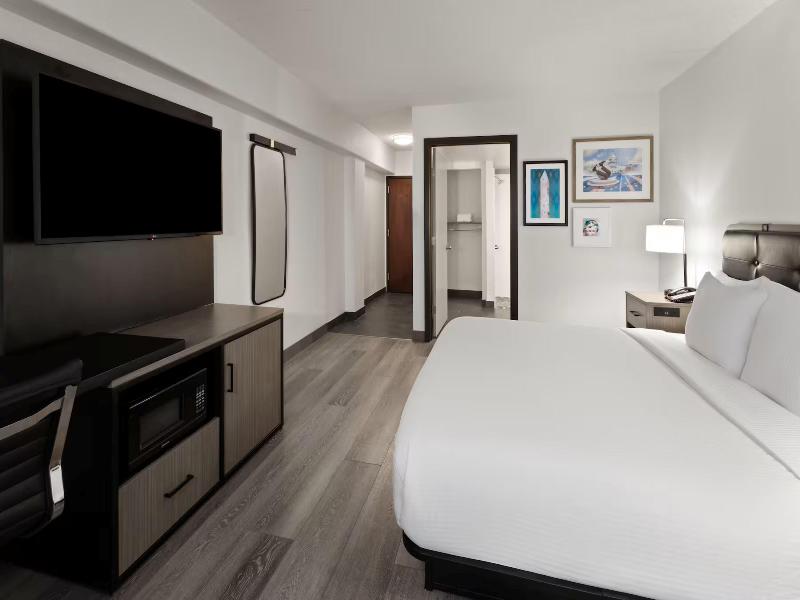 Holiday Inn Exprss & Sts Washington DC Noma by IHG image