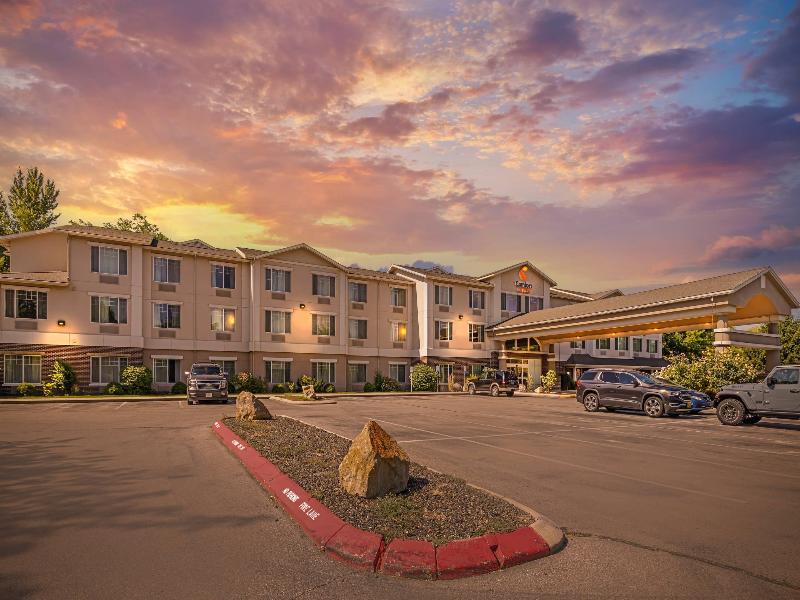 Comfort Suites Airport Boise Airport image