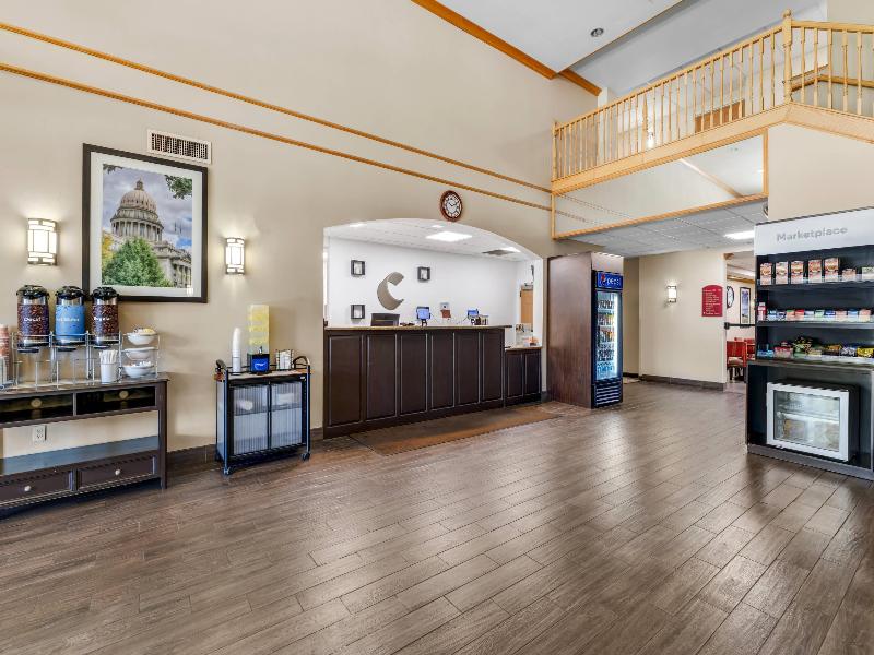 Comfort Suites Airport Boise Airport image