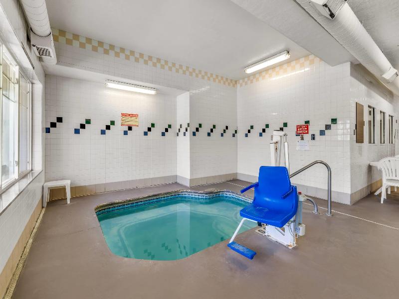 Comfort Suites Airport Boise Airport image