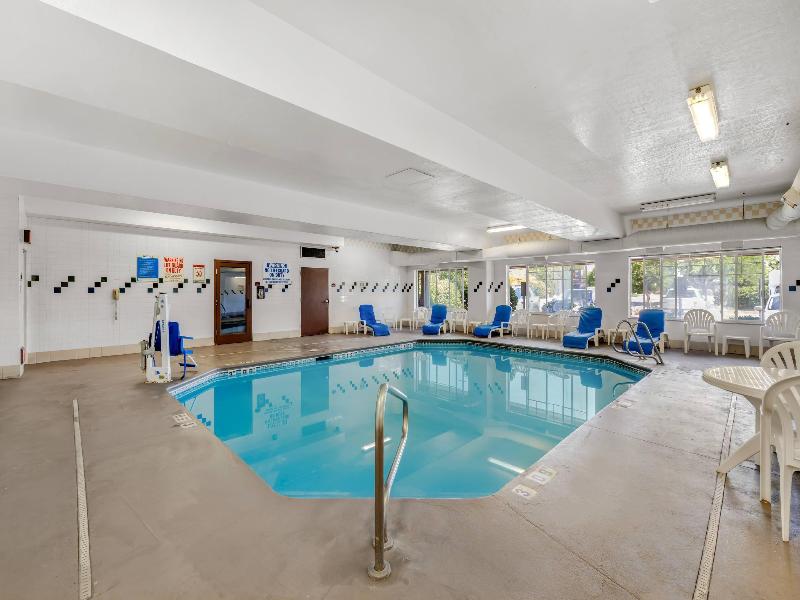 Comfort Suites Airport Boise Airport image