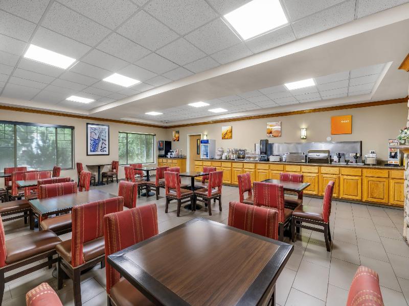 Comfort Suites Airport Boise Airport image