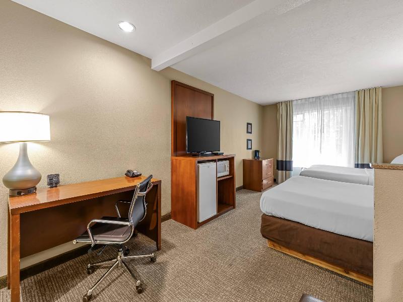 Comfort Suites Airport Boise Airport image