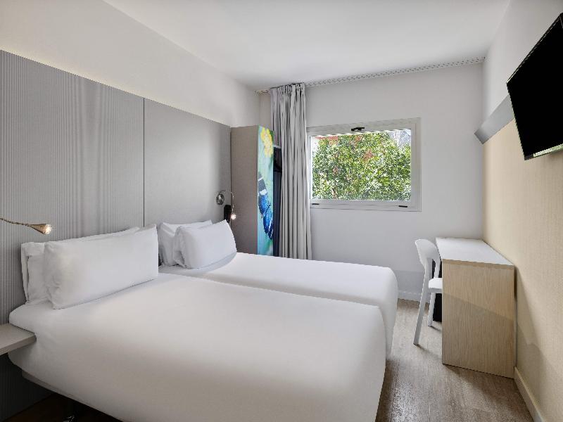 B&B HOTEL Girona 2 image