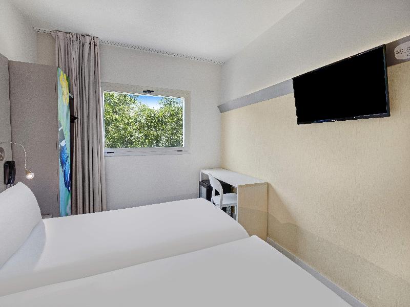 B&B HOTEL Girona 2 image
