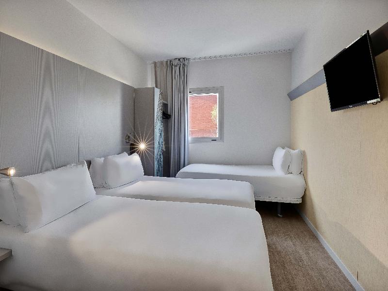 B&B HOTEL Girona 2 image