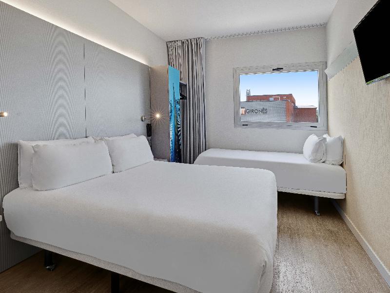 B&B HOTEL Girona 2 image