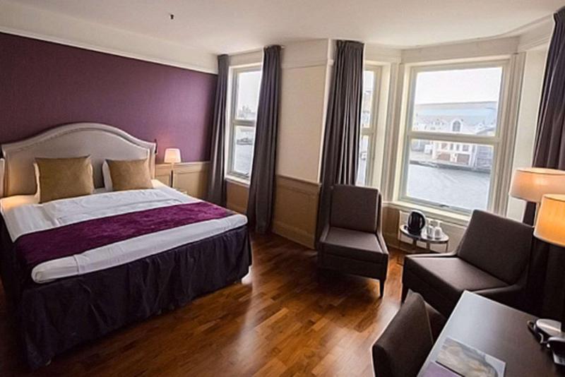 Home Hotel Amanda image