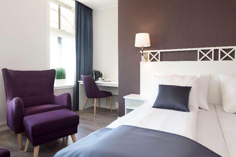 Home Hotel Grand Gjovik image
