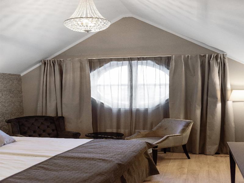 Home Hotel Grand Gjovik image