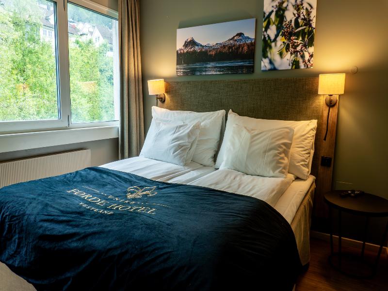 Forde Hotel image