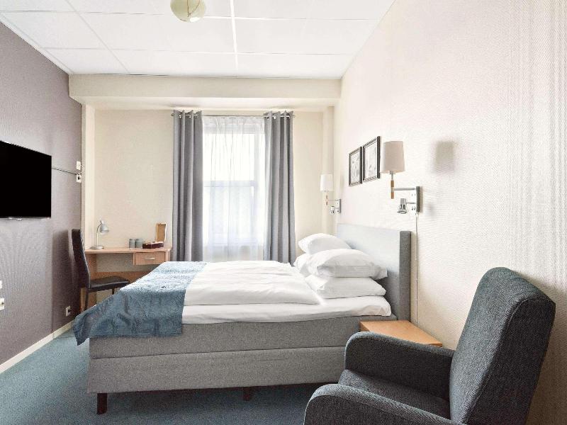 Sure Hotel by Best Western Hotel Ole Tobias image