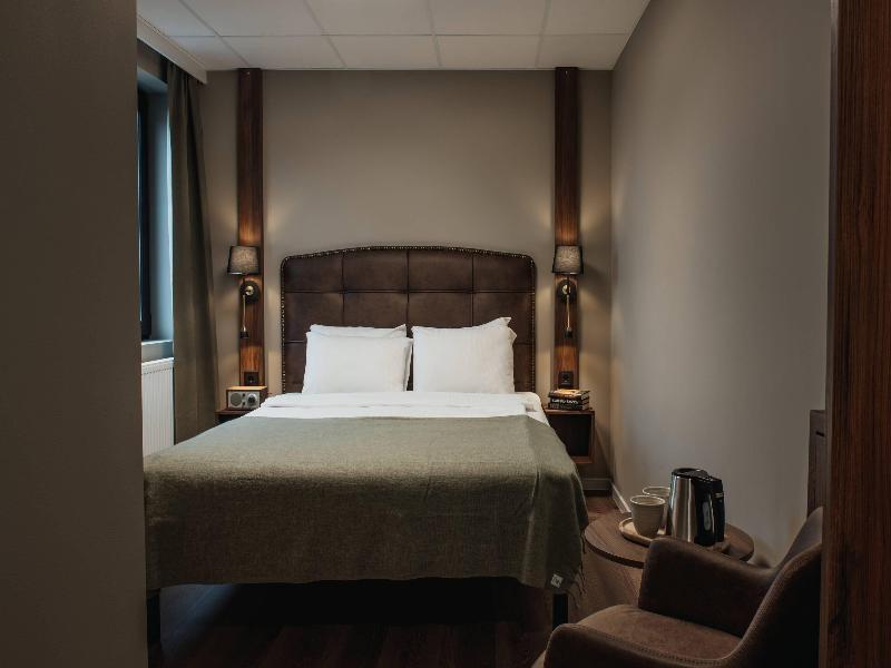 Home Hotel Bristol image