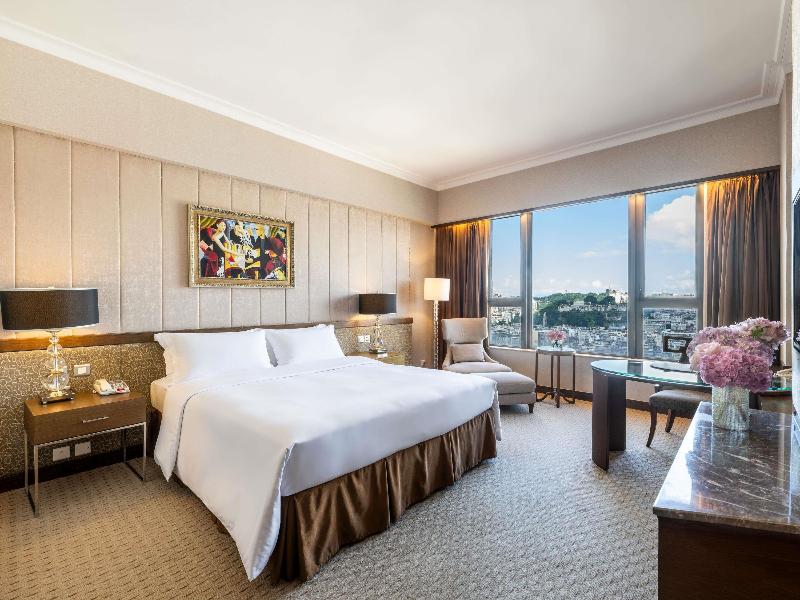 Sofitel Macau at Ponte 16 image