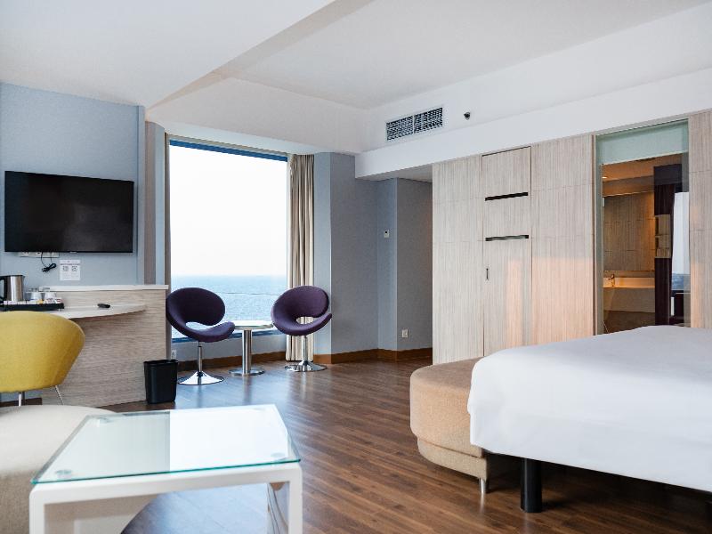 Mercure Convention Ctr Ancol image