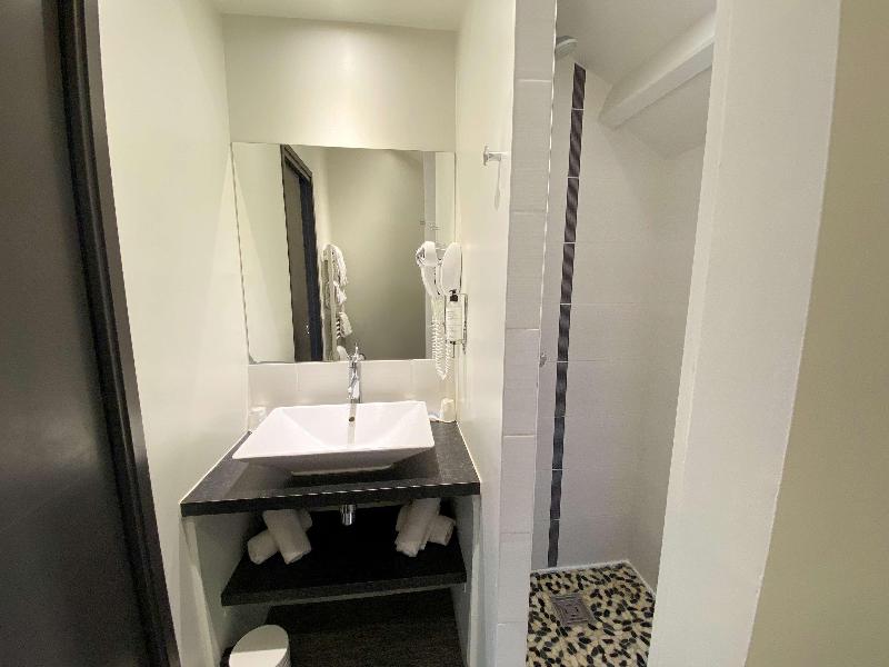Best Western Le Cheval Blanc image