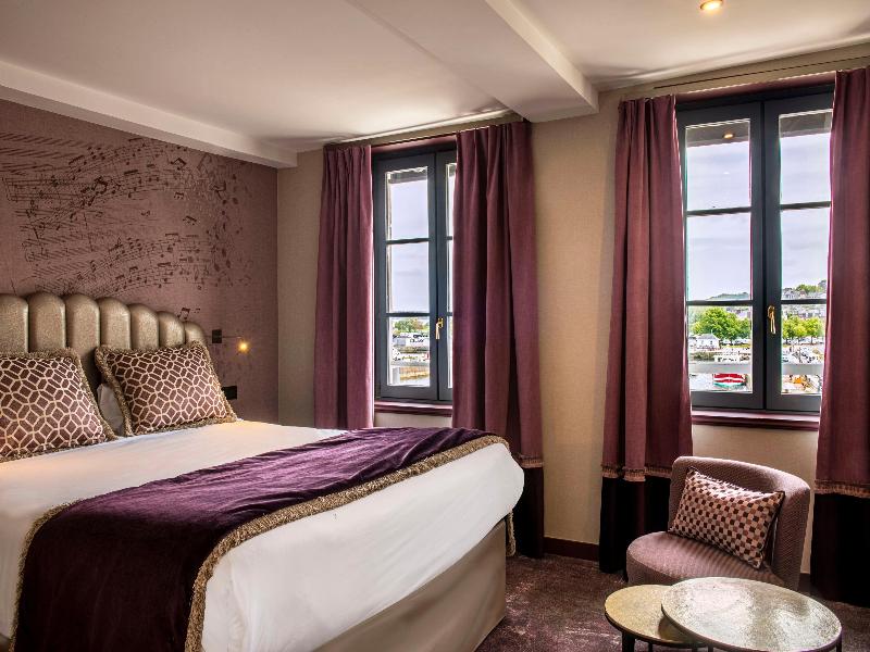 Best Western Le Cheval Blanc image