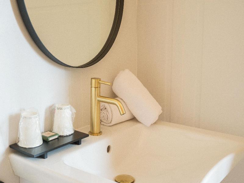 Best Western Le Cheval Blanc image