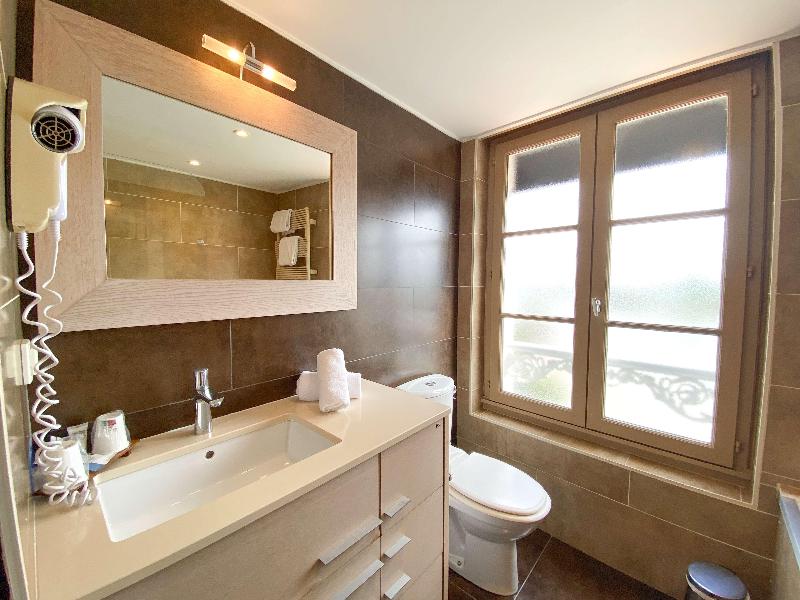 Best Western Le Cheval Blanc image