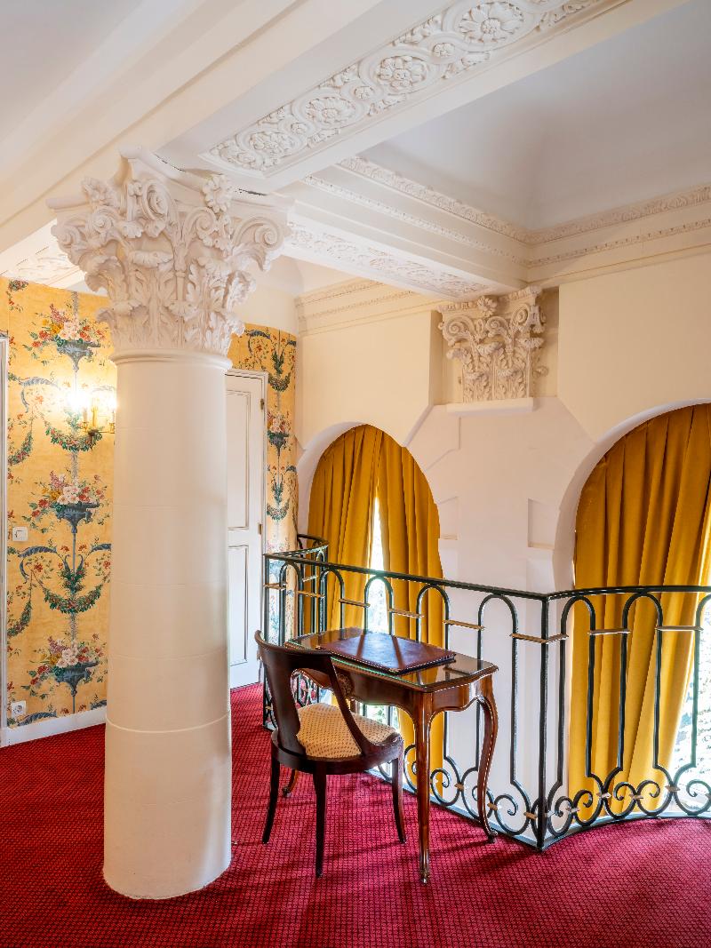 Chateau D'Artigny image