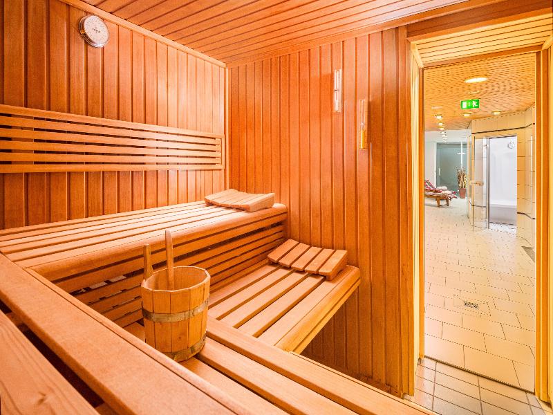Best Western Premier Grand Hotel Russischer Hof image