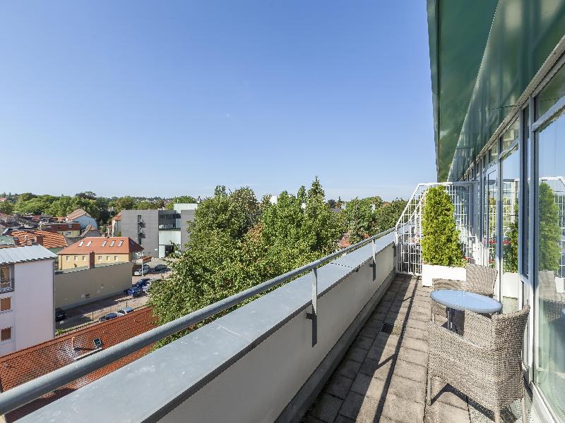 Best Western Premier Grand Hotel Russischer Hof image