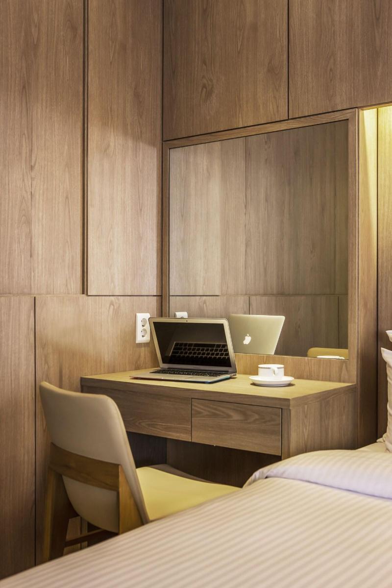 Bed room