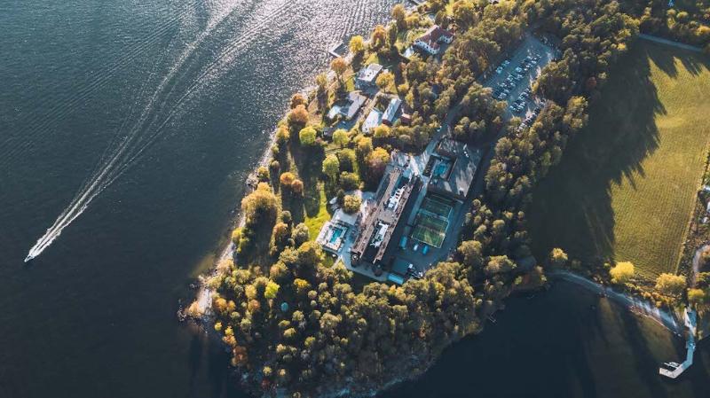 Ellery Beach House — general view