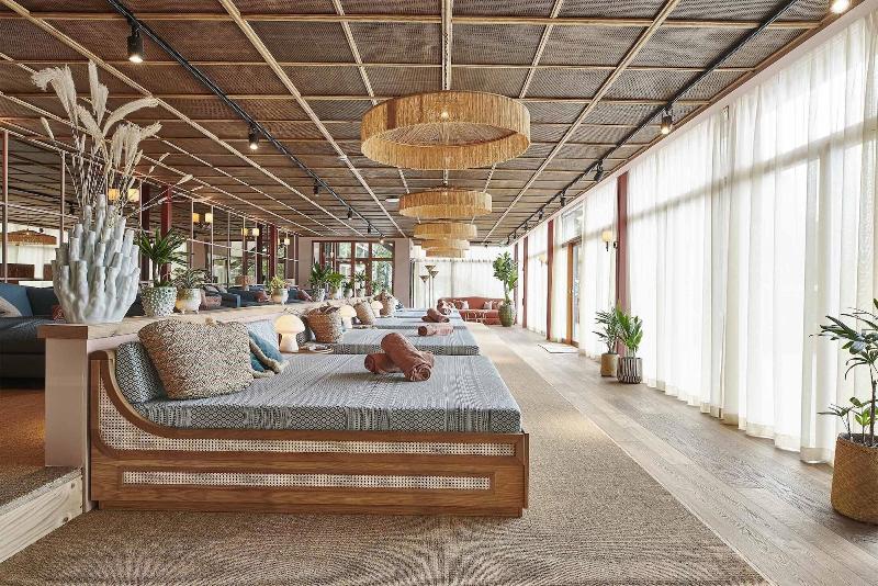Ellery Beach House — general view