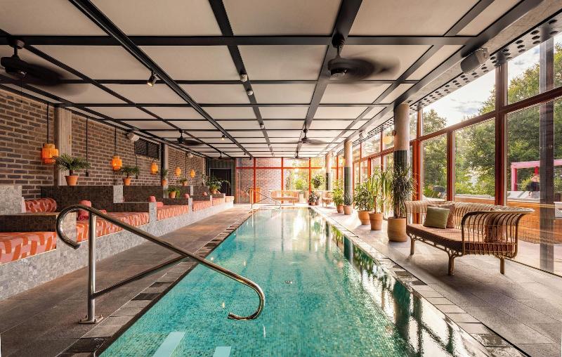 Ellery Beach House image