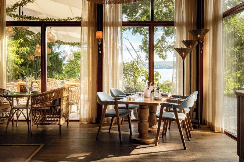 Ellery Beach House image