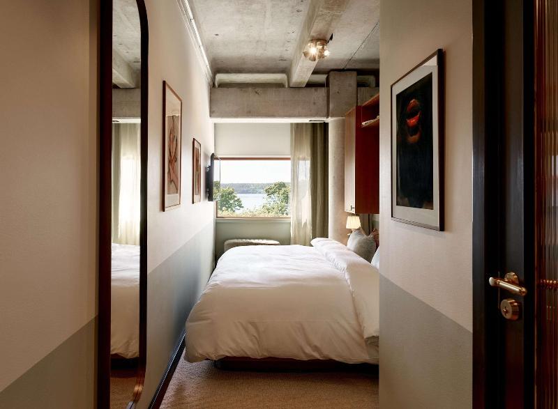 Ellery Beach House image