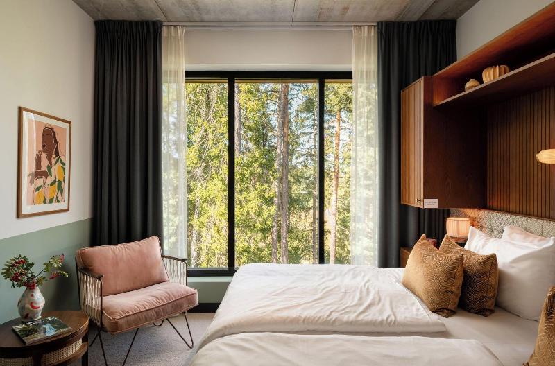 Ellery Beach House image