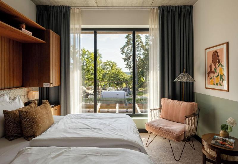 Ellery Beach House image