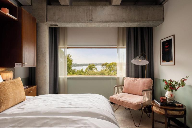 Ellery Beach House image