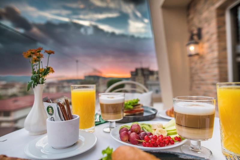 Simfonia Boutique Hotel image