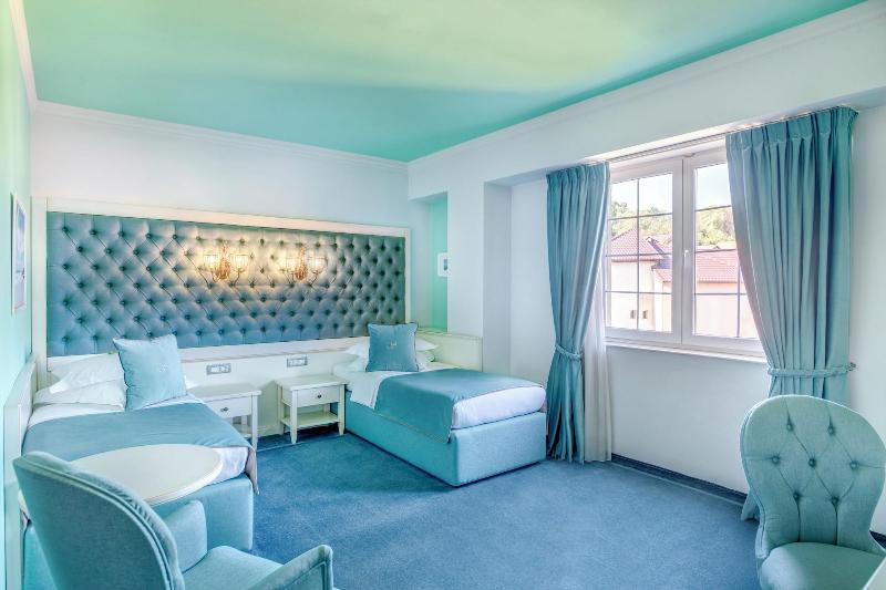 Simfonia Boutique Hotel image