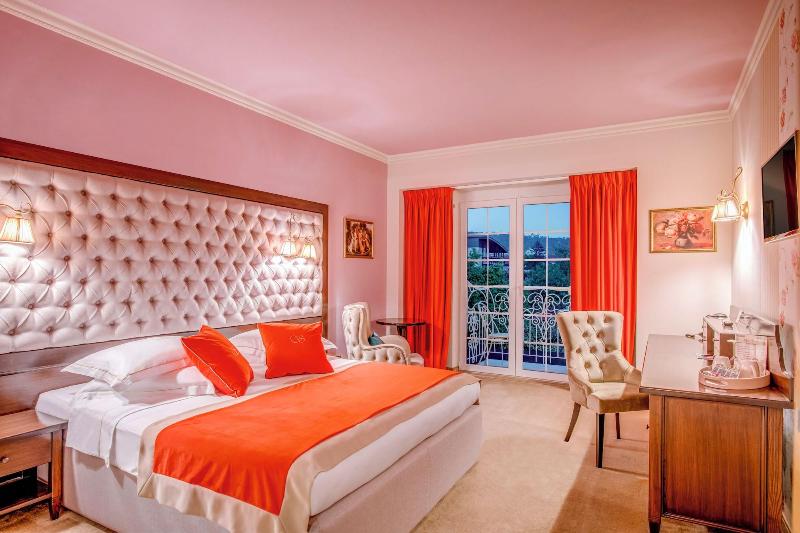Simfonia Boutique Hotel image